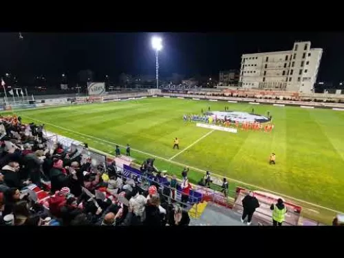 Είσοδος ομάδων Νέα Σαλαμίνα Ανόρθωση