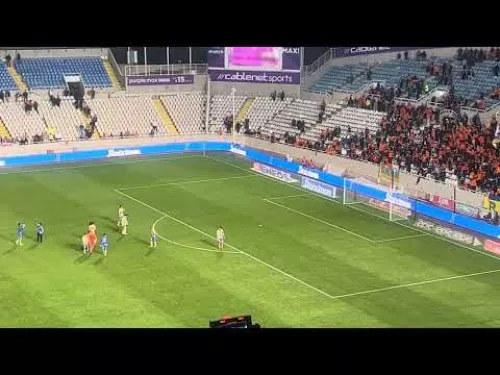 ΑΠΟΕΛ: Χειροκρότημα σε παίκτες μετά το 5-0 επί της Δόξας