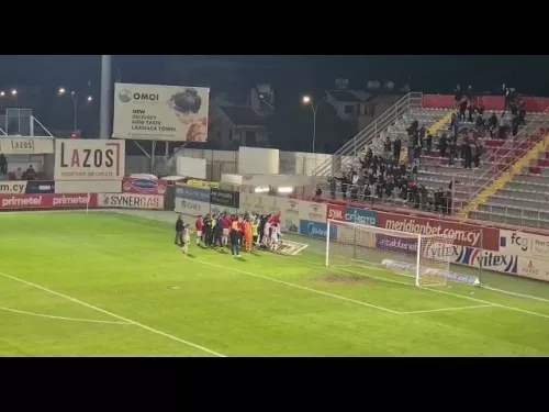 Αλκή πανηγυρισμοί μετά τη νίκη με Σαλαμίνα