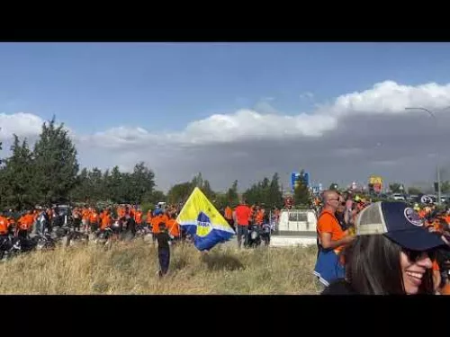 Οπαδοί του ΑΠΟΕΛ έξω από το ΓΣΠ