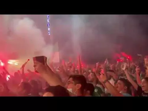 Αποθέωσαν παίκτες και Μπεργκ οι Ομονοιάτες