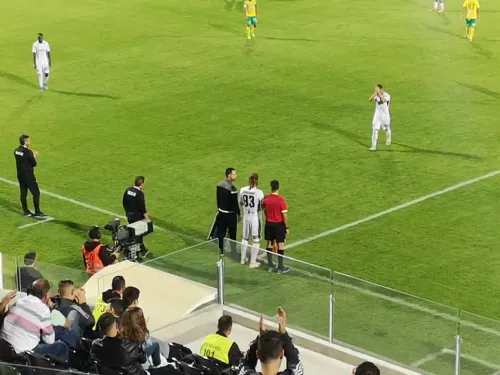 Χειροκρότημα ΑΕΚτζήδων σε Μπόλιεβιτς