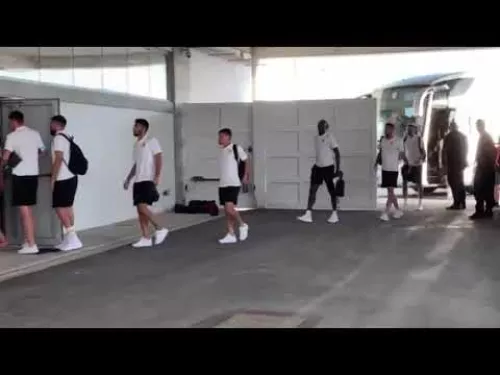 Άφιξη αποστολής ΑΕΚ