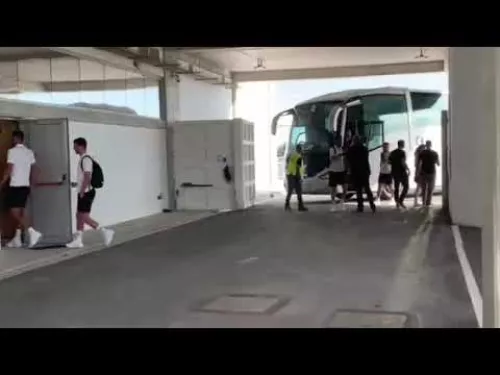 Άφιξη ΑΕΚ