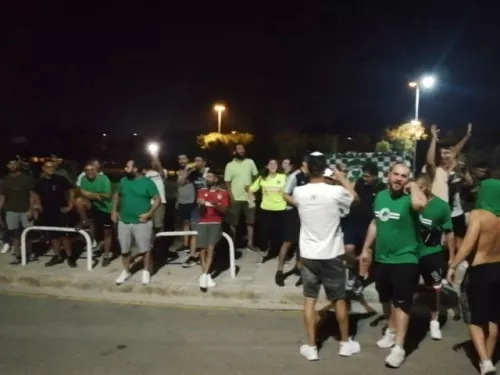Κόσμος έξω απο ΓΣΠ