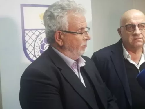 Δηλώσεις Παπουτσου