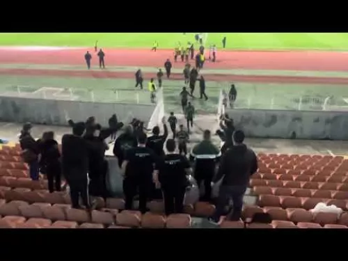Ολυμπιακοί: Πανηγυρισμοί για τη νίκη με Freedom24 ΕΝΥ Διγενή Ύψωνα -  Ζήτησαν «διπλό» στην Πέγεια