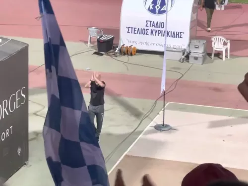 Αποθέωση Μπεργκ μετά την τεσσάρα