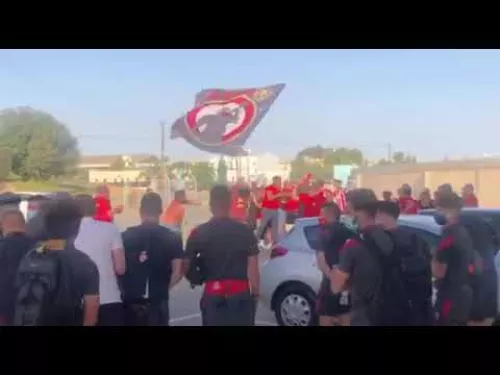 Σαλαμίνα οπαδοί στο Παραλίμνι (2)