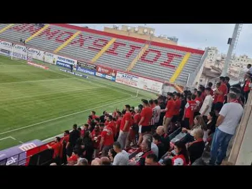 Red Rebels με Ολυμπιακό