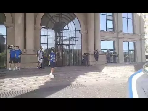 Αναχώρηση ΑΠΟΕΛ για προπόνηση