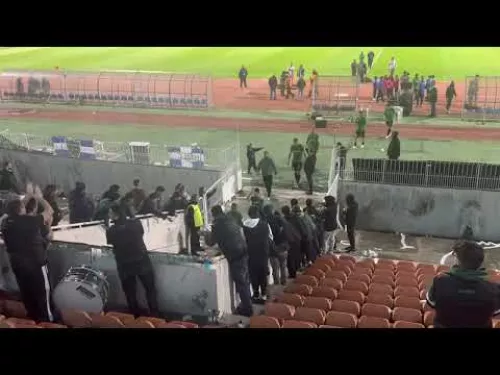 Χειροκρότημα στους παίκτες του Ολυμπιακού παρά την ήττα