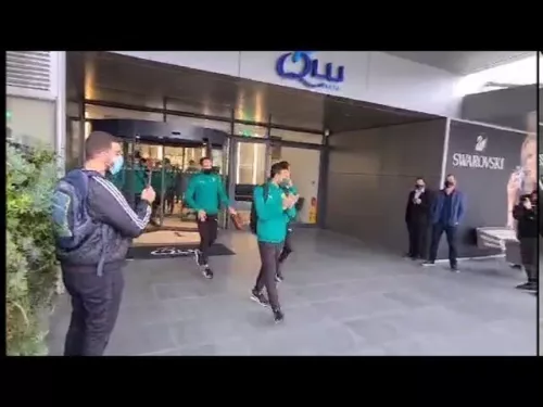 Οι ΑΕΚτζήδες στο ξενοδοχείο (2)