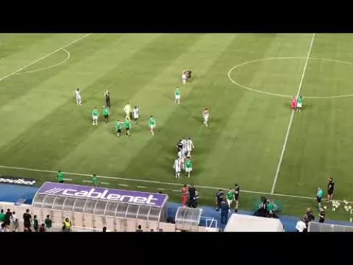 Ομόνοια χειροκρότημα από τους οπαδούς