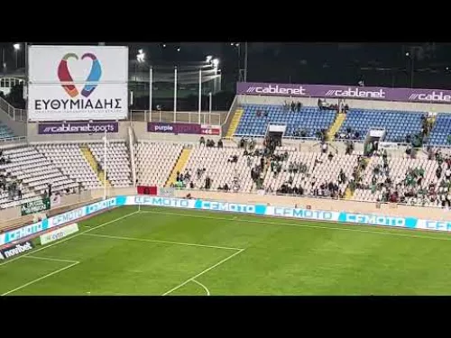 Ο Σιπριάνο έδωσε τη φανέλα του!