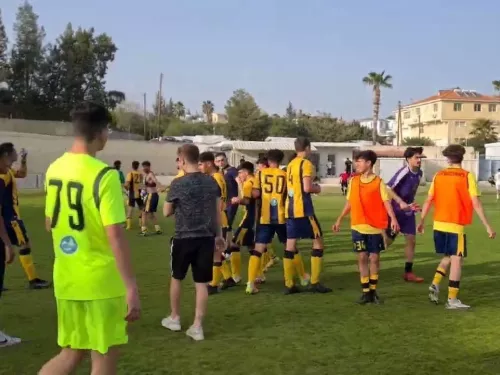 Πανηγυρισμοί ΑΕΛ Κ19