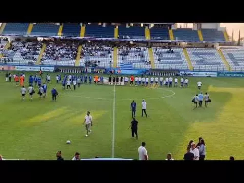 Η είσοδος στο φιλικό παλαιμάχων στο ΠΑΠ