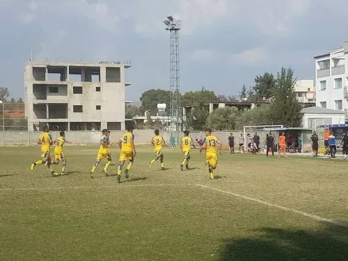 ΓΚΟΛ Ιάσονα Τουμάζου ΑΠΟΕΛ Κ17