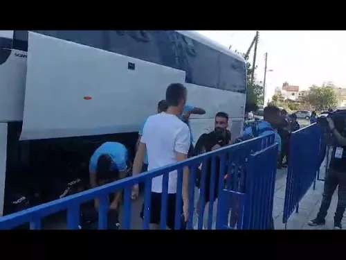Άφιξη Πάφου στο γήπεδο