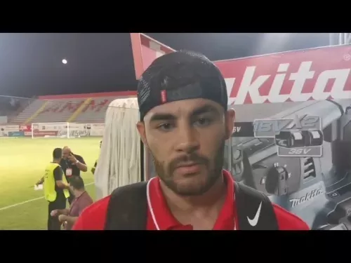 Νούρ μετά τη νίκη με Ολυμπιακό