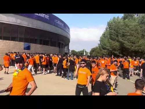Οπαδοί ΑΠΟΕΛ από νωρίς χαμός στο ΓΣΠ