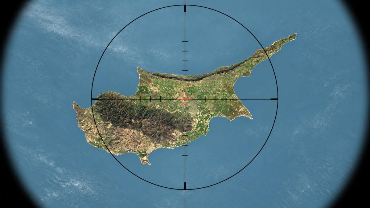 Από την Ουκρανία στην Κύπρο: Τα call centers, οι συλλήψεις και τα €700 εκατ.