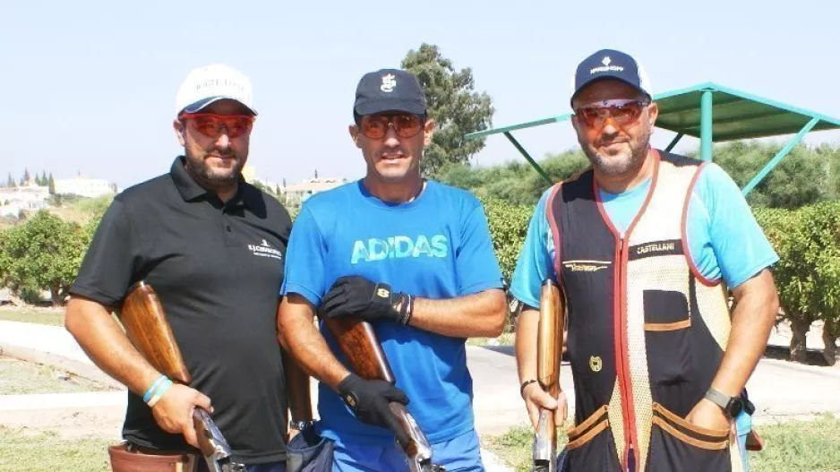 Ο Ντίνος Κωνσταντίνου κέρδισε το «Κύπελλο Παραλμνίου» κόμπακ