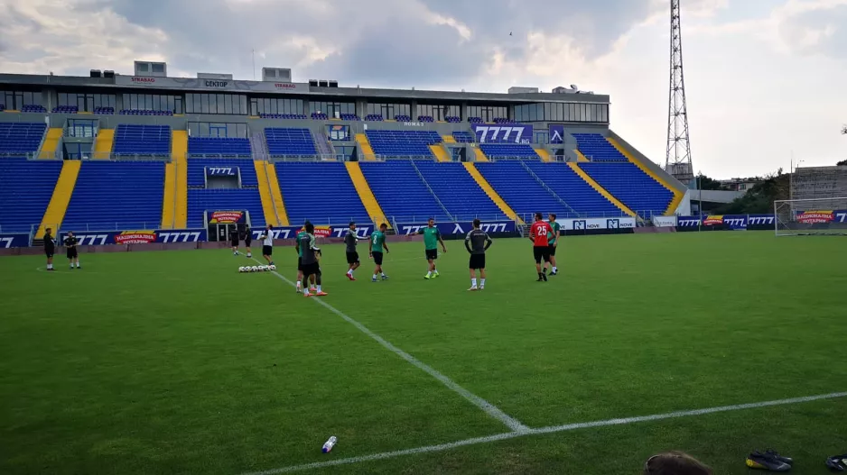 (ΦΩΤΟΣ) Προπόνηση στην Vivacom Arena