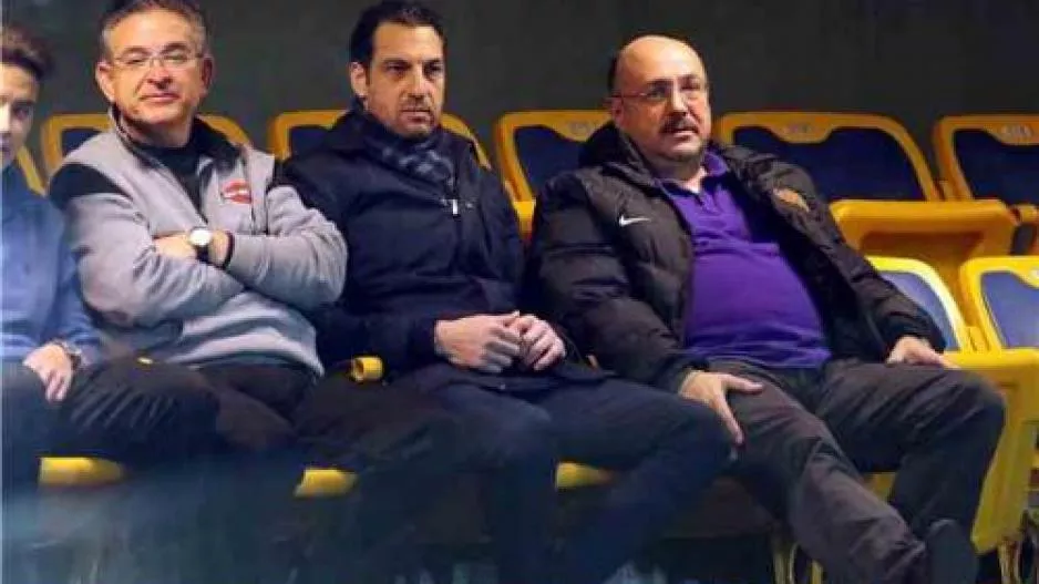 Δεν... παίζει του Άκη/ΟΡΙΣΤΙΚΟ