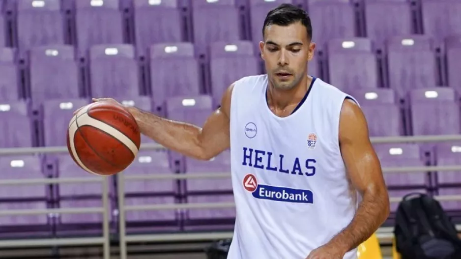 Κάκωση ο Σλούκας