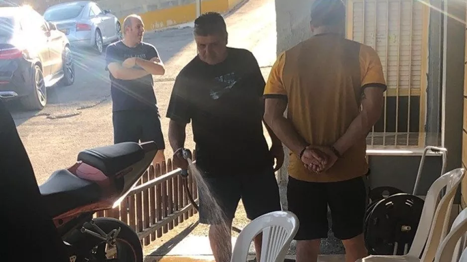 Ράντισμα...