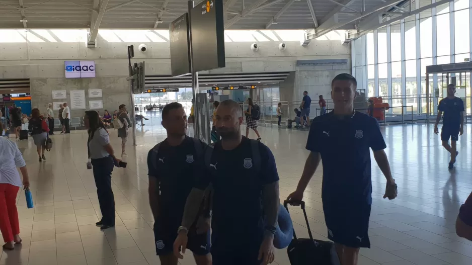 (ΦΩΤΟΣ/ΒΙΝΤΕΟ) Η άφιξη της αποστολής του Απόλλωνα