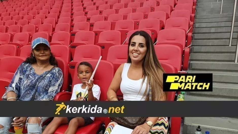 (ΦΩΤΟΣ) Δίπλα στον σύζυγο… Μπόι 