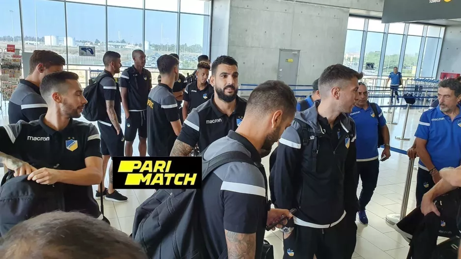 (ΦΩΤΟΣ) Η άφιξη της αποστολής του ΑΠΟΕΛ