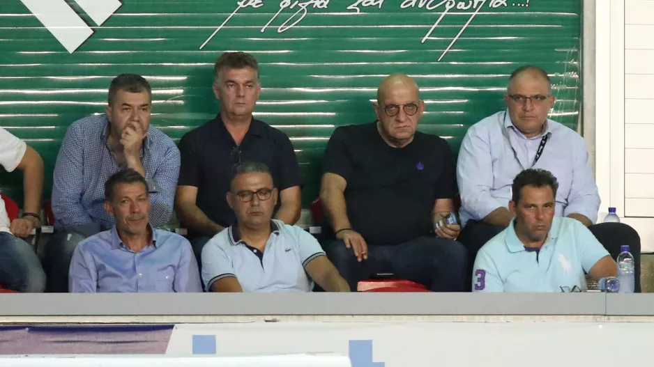 ΕΙΔΕ Σαλαμίνα ο Παπασταύρου...