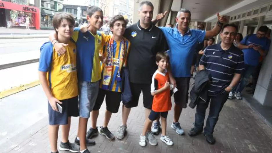 ΑΠΟΕΛίστες/ξενοδοχείο
