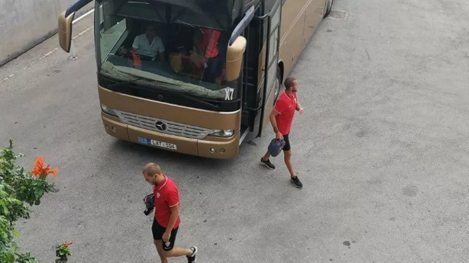 (ΦΩΤΟΣ) Η άφιξη της Νέας Σαλαμίνας