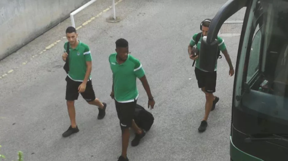 (ΦΩΤΟΣ) Η άφιξη της Ομόνοιας