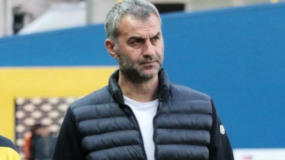 Υποψήφιος για τον πάγκο της Αλ Αχλί ο Δέλλας
