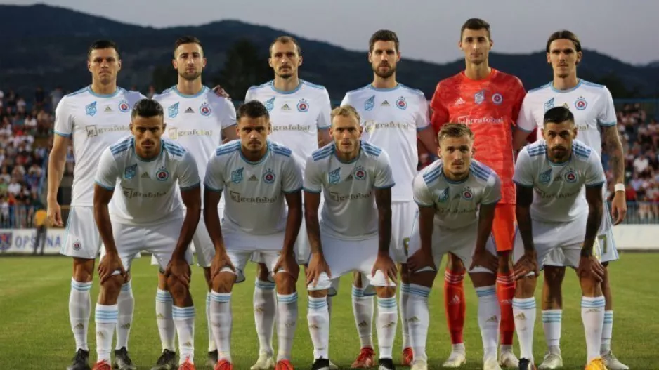 Ισόπαλη η Σλόβαν στο ντέρμπι κορυφής