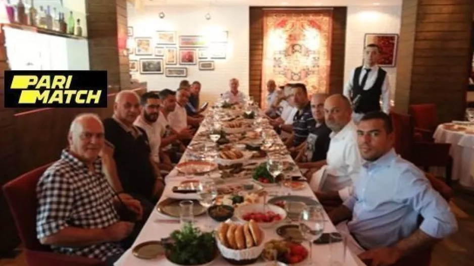 ΑΠΟΕΛ/Γεύμα στα ΜΜΕ (φώτος)