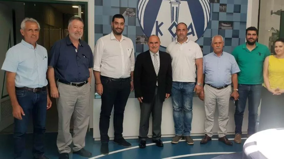 Ο Πρόεδρος του ΚΟΑ συναντήθηκε με τη Σχολική Εφορεία Λάρνακας
