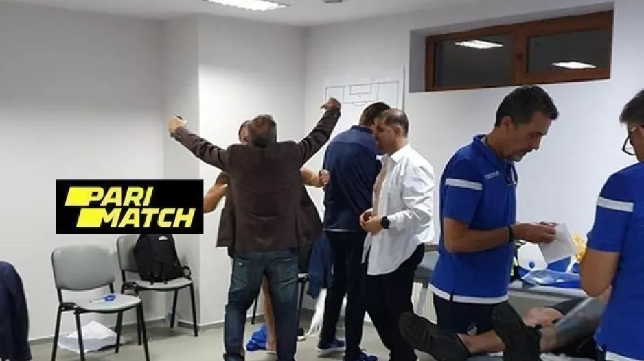 (ΒΙΝΤΕΟ KERKIDA) Φοβερές αντιδράσεις ΠΡΟΔΡΟΜΟΥ - ΝΤΟΛ στ' αποδυτήρια!
