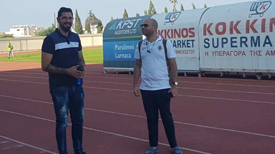 Ανόρθωση/Παίζει... αλλαγή