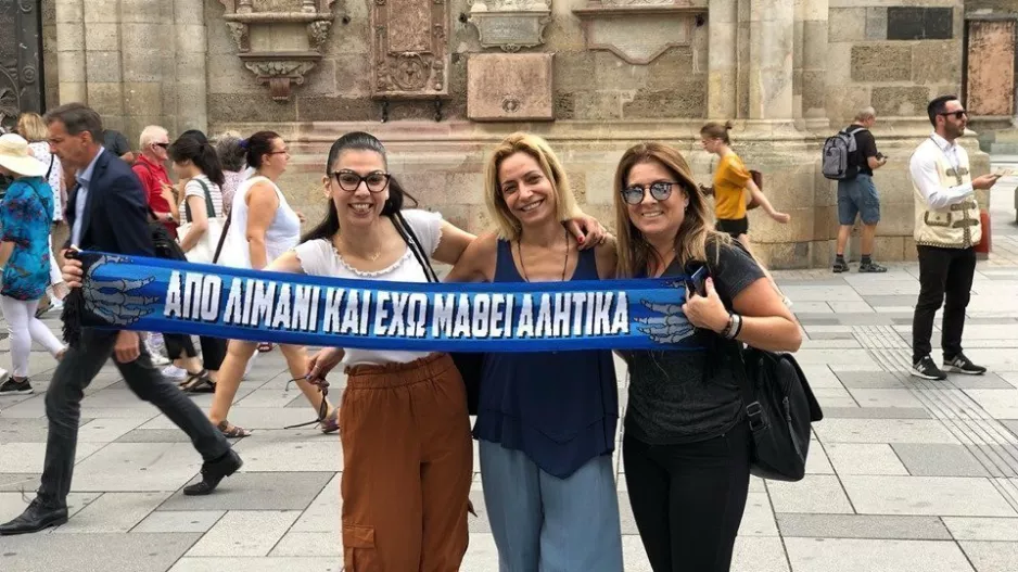 Απόλλων... τα κορίτσια!