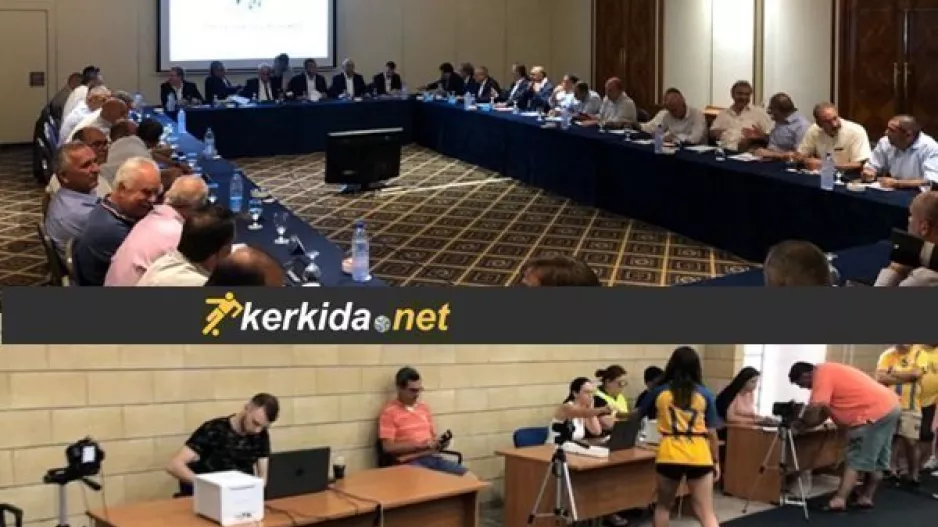 Στο τραπέζι... ΕΥΡΩΠΑΪΚΑ χωρίς ΚΑΡΤΑ/ΛΕΠΤΟΜΕΡΕΙΕΣ