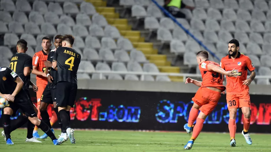 #Monoapoel