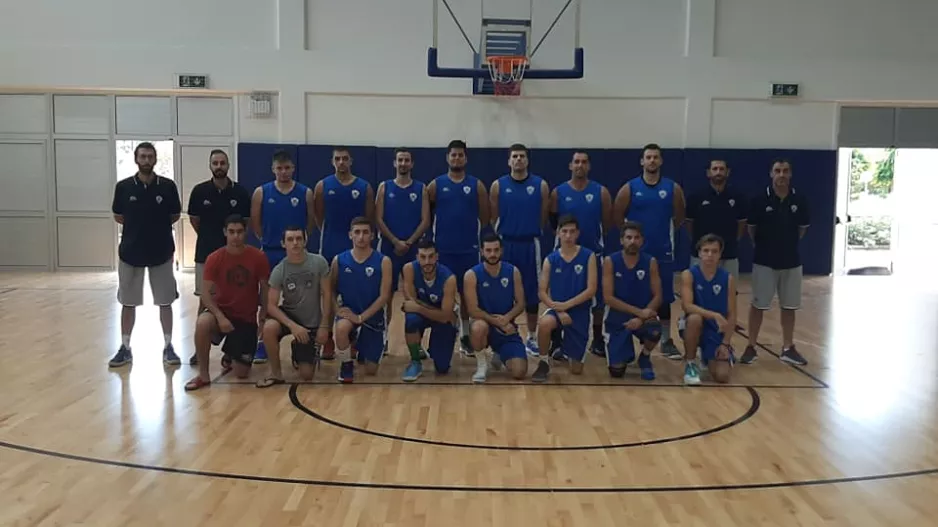 Ανόρθωση/"Το πρώτο φιλικό μετά από 42 χρόνια" (φώτος/βίντεο)