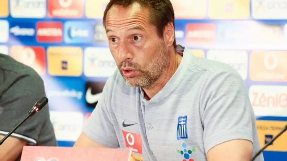 Φαν Σιπ: "Οι παίκτες να αφήσουν στην άκρη το εγώ"