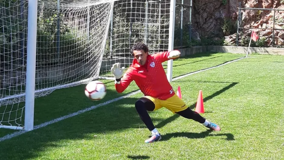 Έμεινε μόνο ο Άθως